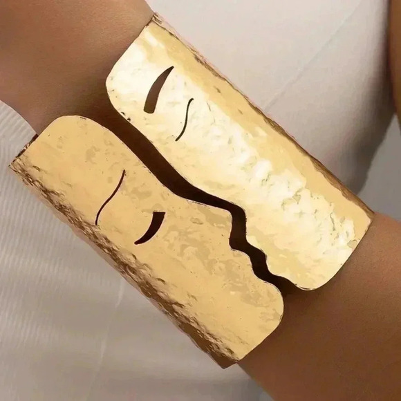 Personality portrait design wide cuff bangle plated iron art style hand  bangle - Picture 1 of 2